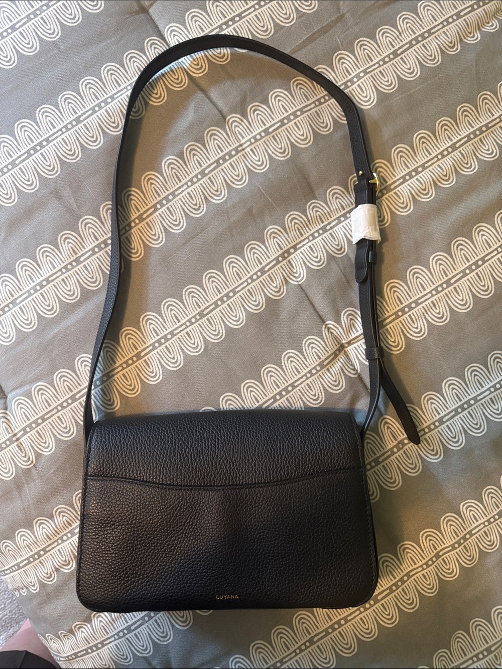 Cuyana Black Leather Shoulder or Crossbody Bag with Gold Ring Accent - Picture 6 of 7